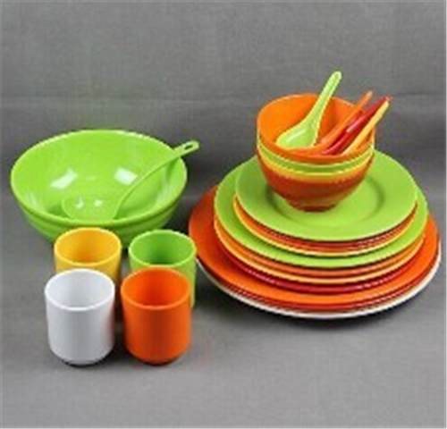 硅胶餐具